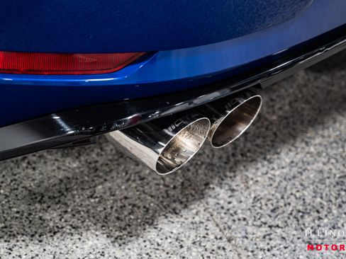 Used 2019 Volkswagen Golf R 4-Door image 15