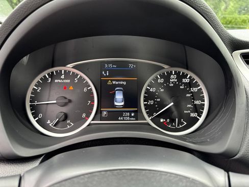 Used 2019 Nissan Sentra SV w/ Special Edition Package FWD image 28
