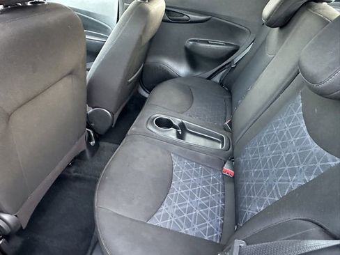 Used 2021 Chevrolet Spark LT image 7