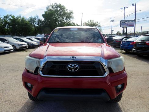 Used 2015 Toyota Tacoma 4x4 Double Cab image 2