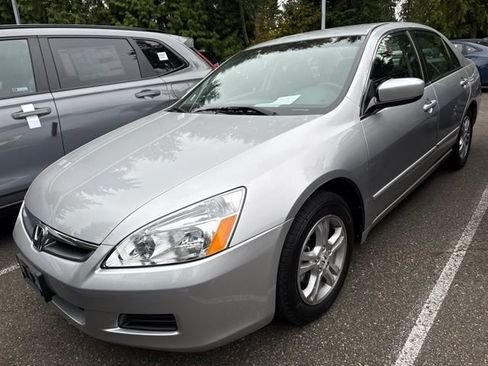 Used 2006 Honda Accord SE image 2