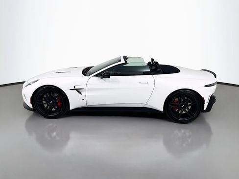Used 2026 Aston Martin V8 Vantage S RWD image 4