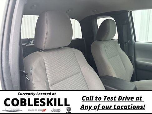 Used 2022 Toyota Tacoma 4x4 Access Cab image 23