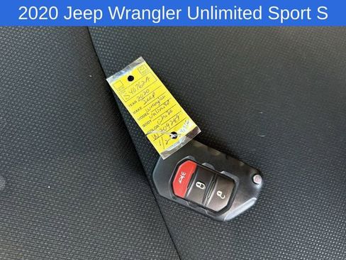 Used 2020 Jeep Wrangler Unlimited Sport S AWD/4WD image 30