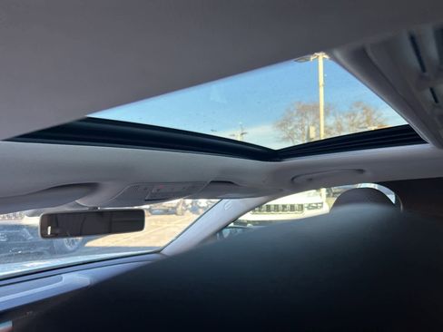 Used 2018 Mercedes-Benz E 300 image 29