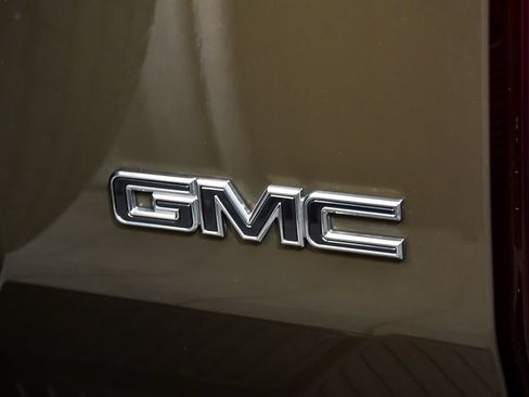 Used 2025 GMC Hummer EV 2X w/ LPO, Cargo Utility Package AWD/4WD image 92