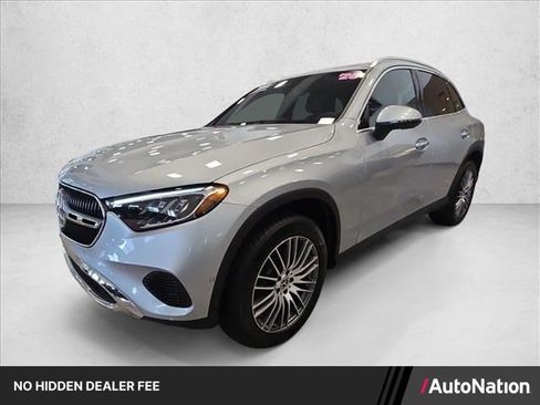 Certified 2026 Mercedes-Benz GLC 300 image 1