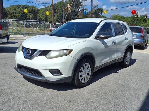 Used 2016 Nissan Rogue S FWD image 3