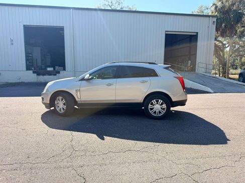 Used 2014 Cadillac SRX FWD image 9