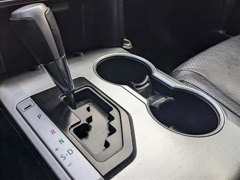 Used 2013 Toyota Camry SE image 11