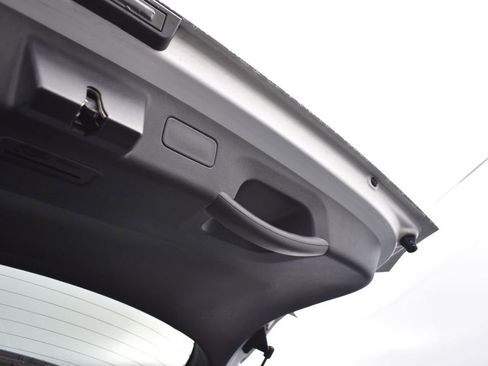 Used 2021 Kia Sorento LX image 26