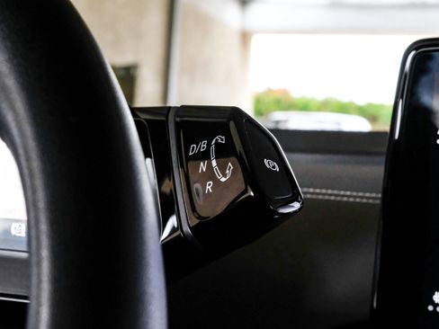 Used 2023 Volkswagen ID.4 Pro S image 19