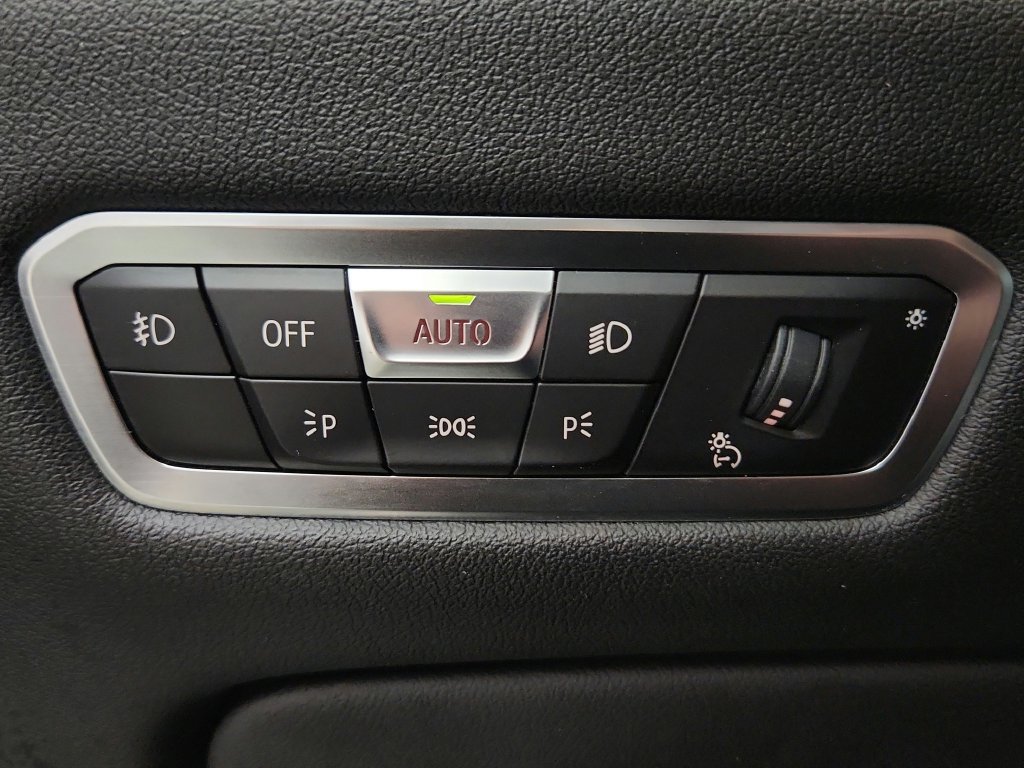 Used 2019 BMW X5 xDrive40i AWD/4WD image 22