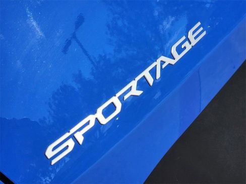 New 2026 Kia Sportage EX w/ EX Panorama Roof Package FWD image 8