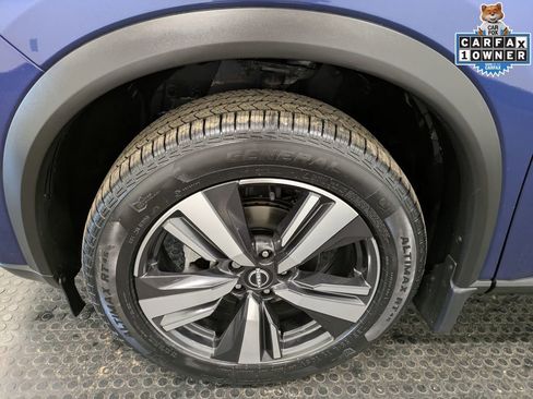 Used 2023 Nissan Rogue SL w/ SL Premium Package image 7