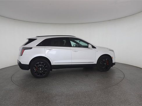 Used 2022 Cadillac XT5 Sportv image 22