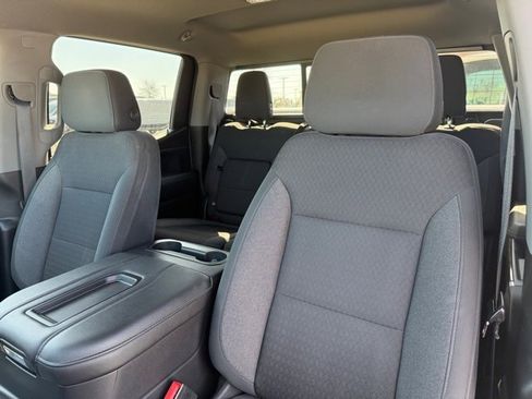 Used 2021 Chevrolet Silverado 1500 LT Trail Boss w/ Convenience Package II image 10