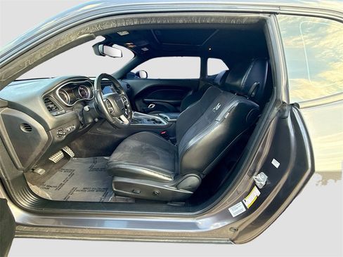 Used 2016 Dodge Challenger R/T Scat Pack image 21