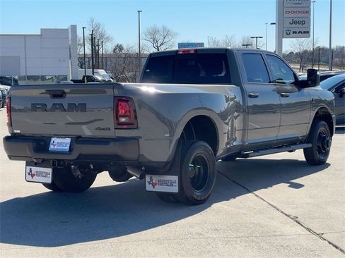 New 2026 RAM 3500 Tradesman image 9