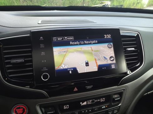 Used 2023 Honda Ridgeline RTL-E image 29