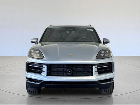 New 2026 Porsche Cayenne image 11