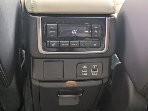 New 2026 Subaru Ascent Limited image 16
