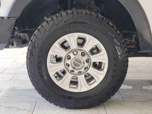 Used 2021 Ford F250 XL w/ Power Equipment Group AWD/4WD image 10