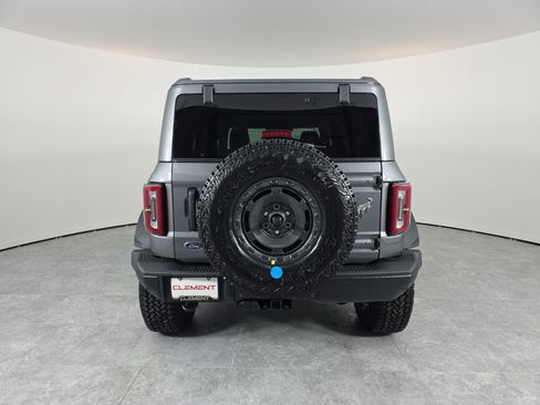 New 2025 Ford Bronco Badlands image 7