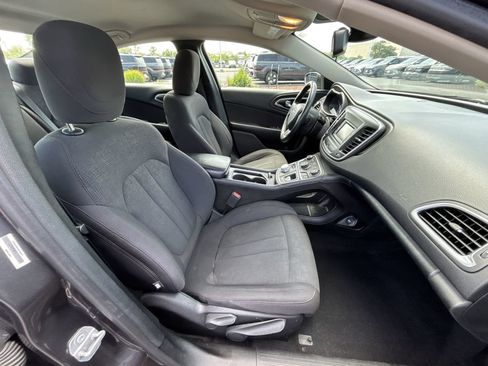 Used 2017 Chrysler 200 LX FWD image 23