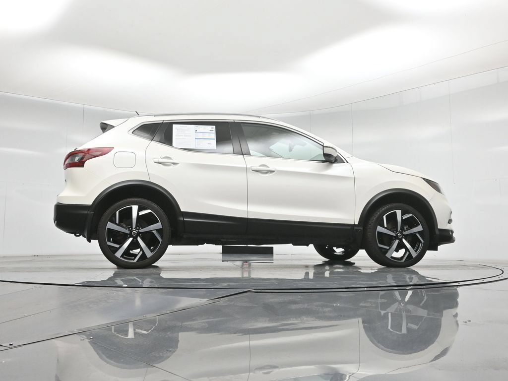 Used 2020 Nissan Rogue Sport SL w/ Premium Package FWD image 50