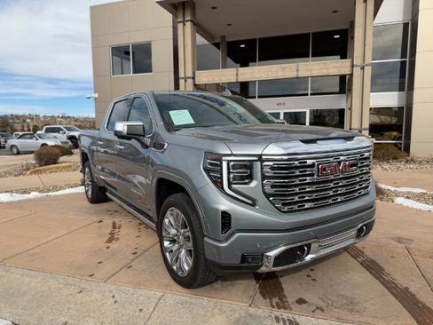 Used 2025 GMC Sierra 1500 Denali w/ Denali Reserve Package image 12