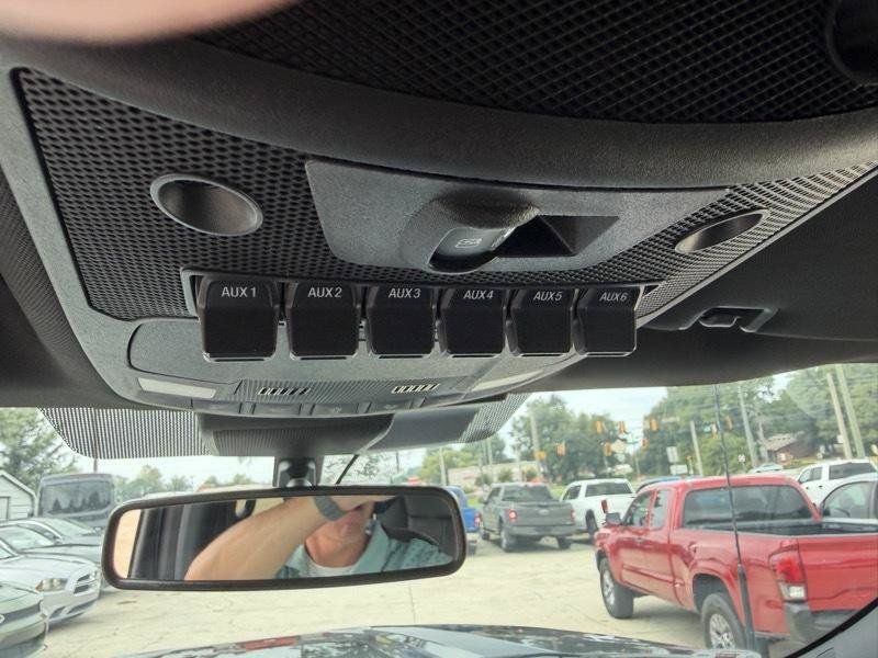 Used 2022 Ford F250 Lariat AWD/4WD image 21