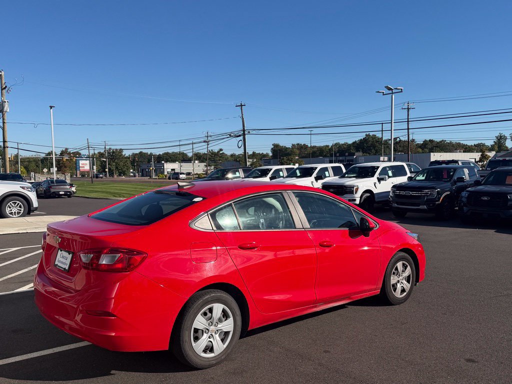 Used 2017 Chevrolet Cruze LS FWD image 6