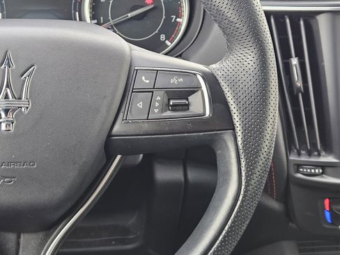 Used 2022 Maserati Levante GT image 27