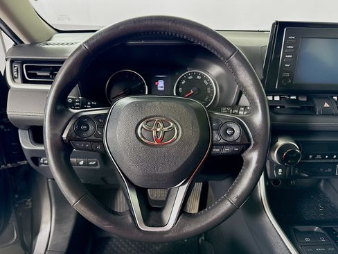 Certified 2019 Toyota RAV4 XLE w/ Convenience Package AWD/4WD image 12