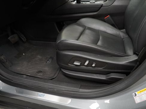 Certified 2023 Cadillac XT6 Premium Luxury AWD/4WD image 28