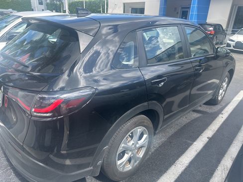 Used 2024 Honda HR-V LX image 6