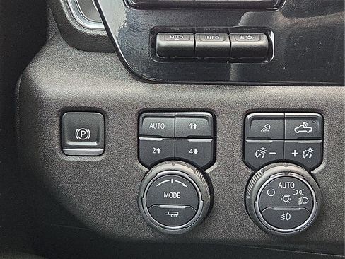 Certified 2025 Chevrolet Silverado 2500 LTZ w/ Trail Boss Package AWD/4WD image 21