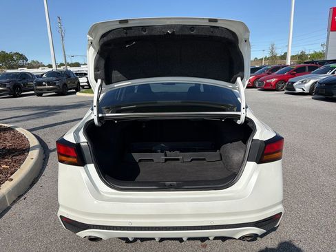 Used 2019 Nissan Altima 2.5 SV image 9