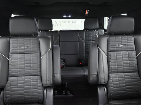 New 2026 Cadillac Escalade ESV Platinum Sport w/ LPO, Floor Liner Package AWD/4WD image 14