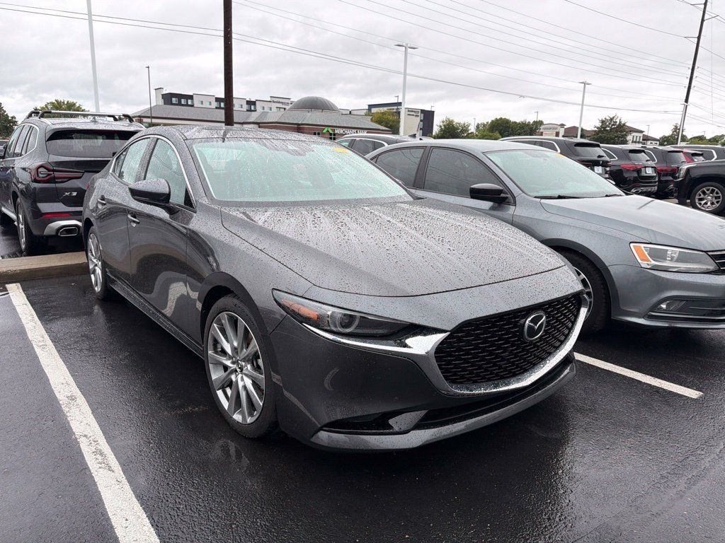 Used 2020 MAZDA MAZDA3 AWD Sedan w/ Premium Package image 4