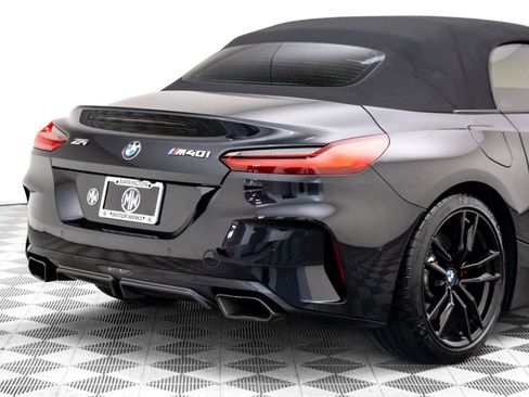 Used 2022 BMW Z4 M40i w/ Premium Package image 38