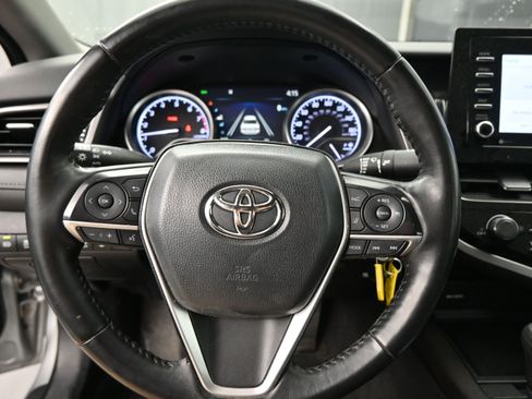 Certified 2021 Toyota Camry LE image 11