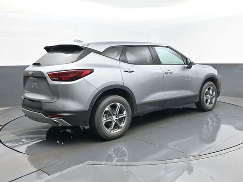 Used 2025 Chevrolet Blazer LT image 21