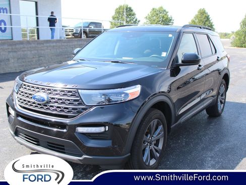 Used 2023 Ford Explorer XLT w/ Equipment Group 202A AWD/4WD image 1