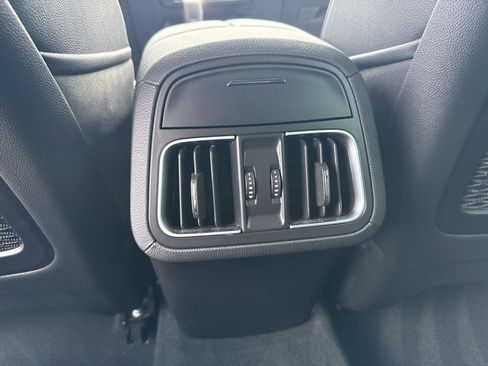 Used 2022 Maserati Levante GT image 28