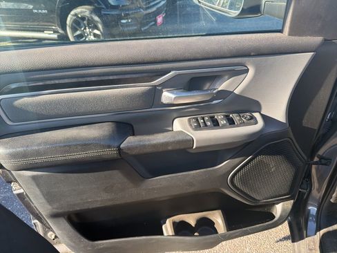 Used 2019 RAM 1500 Big Horn image 11