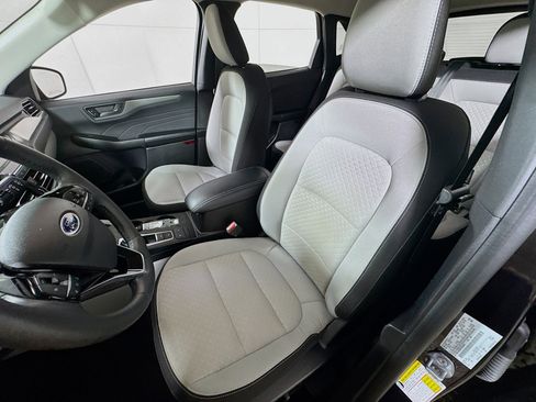 Used 2023 Ford Escape Active image 13