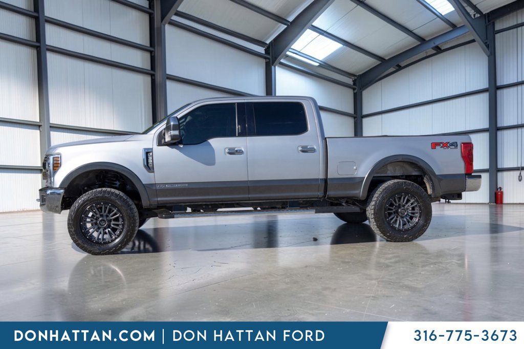 Used 2019 Ford F350 Lariat w/ Lariat Ultimate Package AWD/4WD image 3