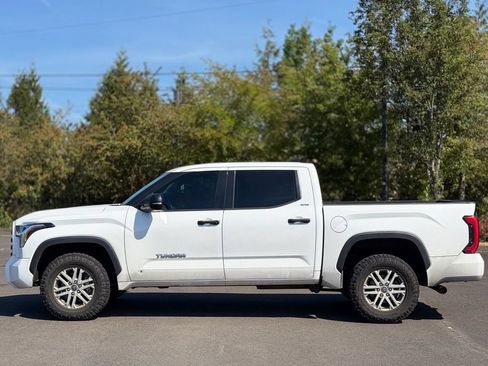 Used 2023 Toyota Tundra SR5 w/ SR5 Convenience Package AWD/4WD image 2